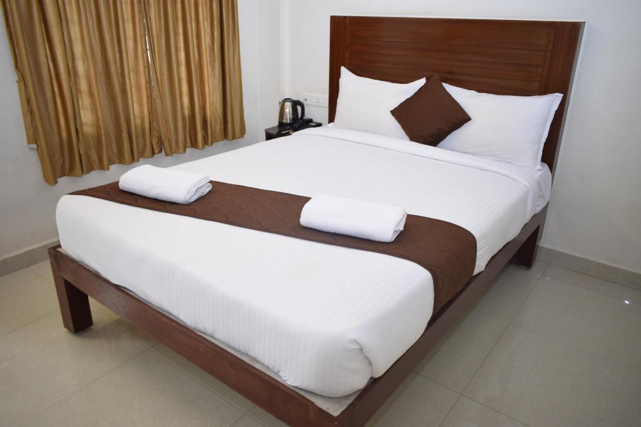 ราณี เรซิเดนซี Hotel ปอนดิเชอรี ภายนอก รูปภาพ