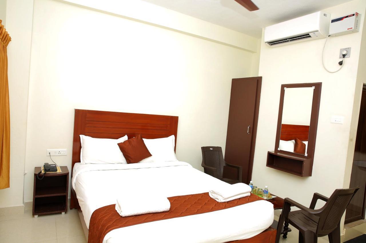 ราณี เรซิเดนซี Hotel ปอนดิเชอรี ภายนอก รูปภาพ