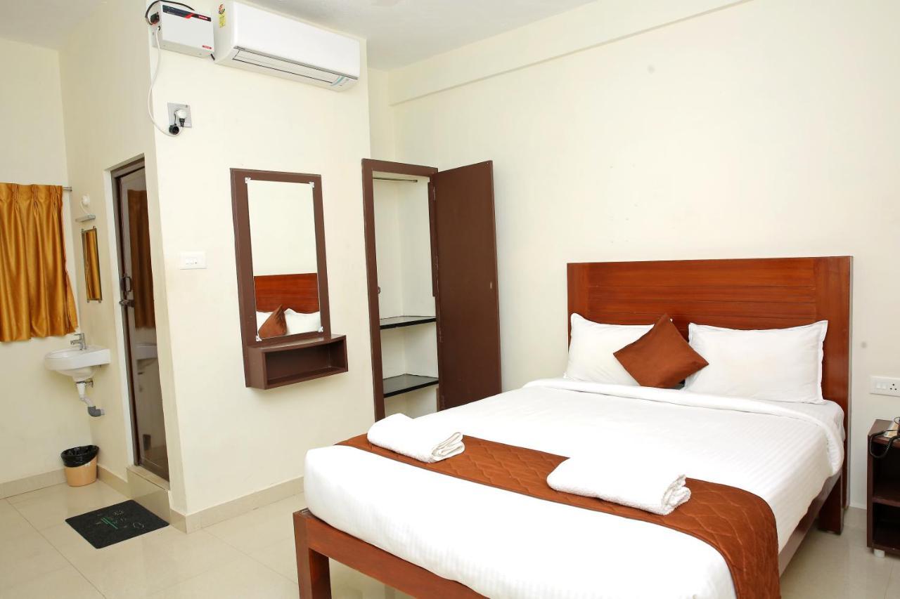 ราณี เรซิเดนซี Hotel ปอนดิเชอรี ภายนอก รูปภาพ
